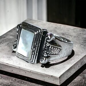 Premier Design Silver Tone Mother of Pearl Fashion Ring Signed - Size 5.75